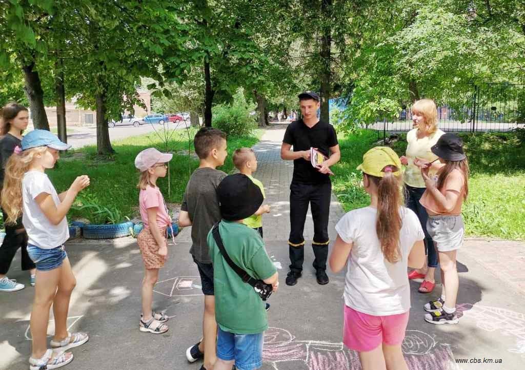 Зустріч з рятувальниками у філії №12.